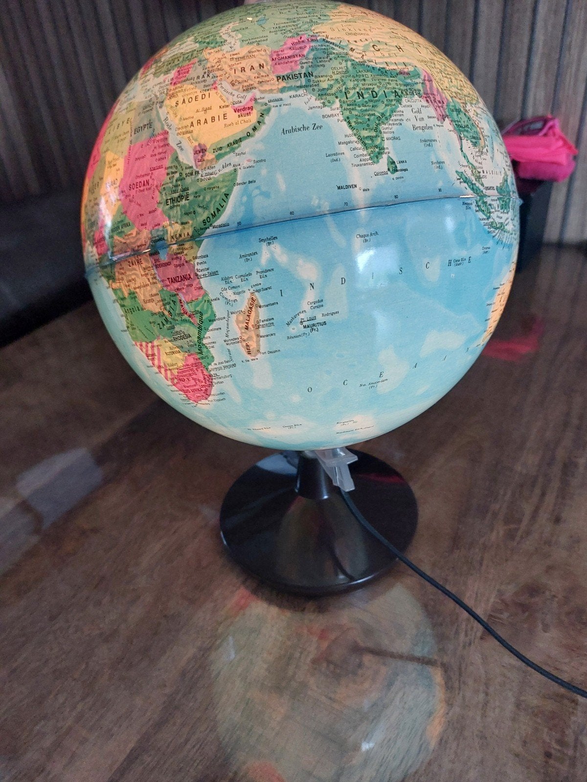 Verlichte Wereldbol - Educatief en Decoratief, Gebruikt, Kunststof, Verlicht, Ophalen of Verzenden
