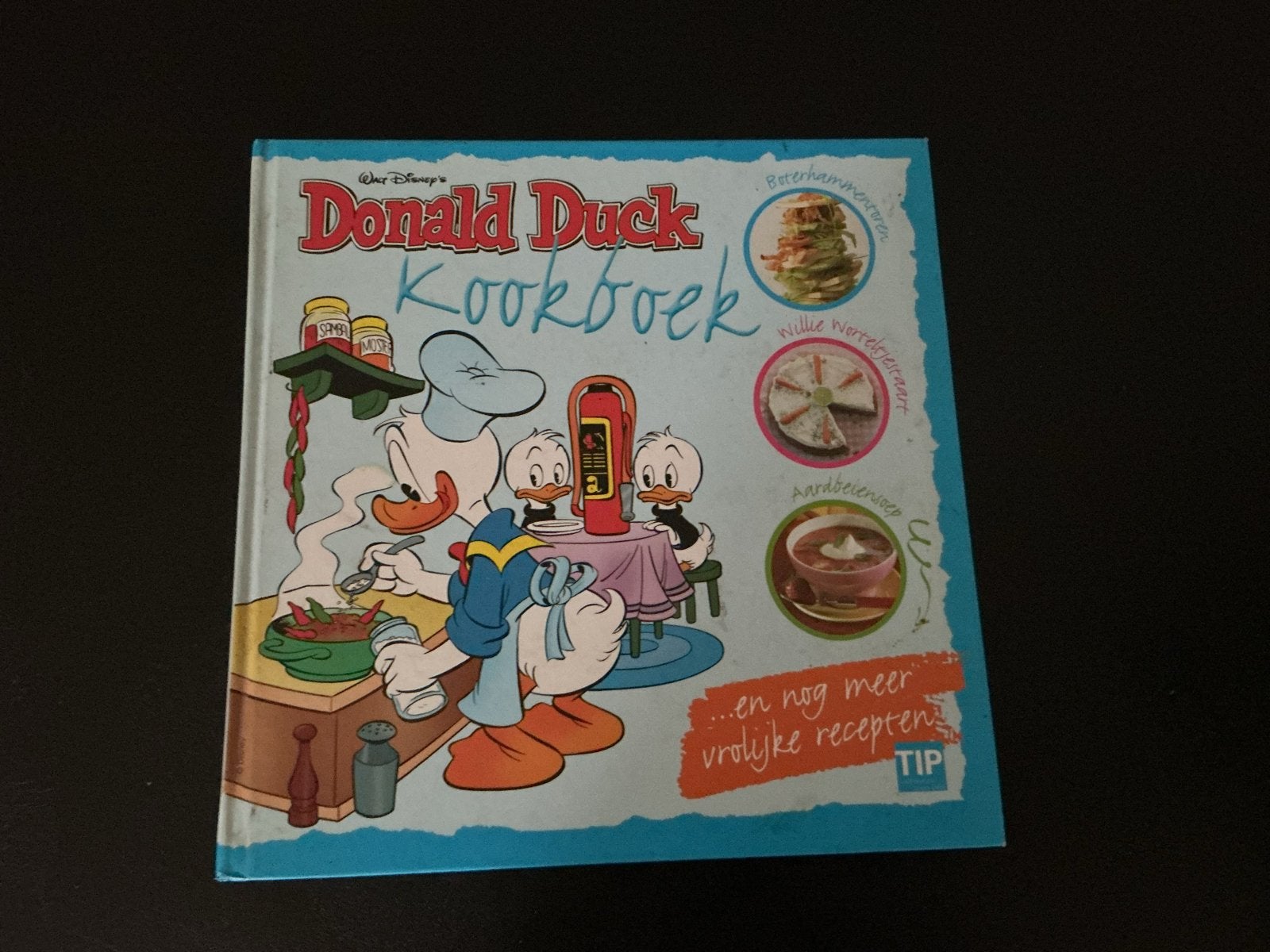Donald Duck Kookboek: Recepten en Strips - Hardcover, Boeken, Ophalen of Verzenden, Zo goed als nieuw, Overige gebieden, Voorgerechten en Soepen