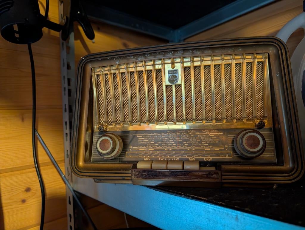 Vintage Philips buizenradio - Klassieke radio, Audio, Tv en Foto, Radio's, Ophalen of Verzenden, Gebruikt, Radio