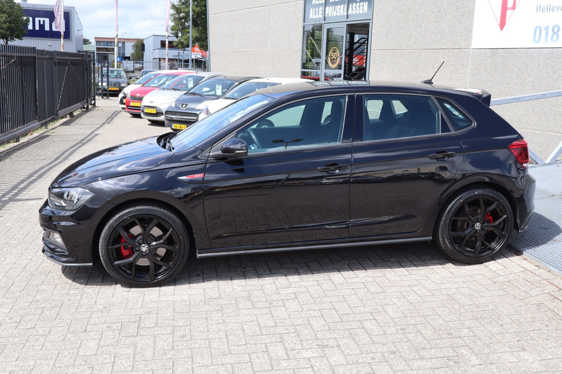 Volkswagen Polo 2.0 TSI GTI Stoelverwarming/Apple carplay/Pa, Auto's, 12 maanden, Stof, Gebruikt, 4 cilinders