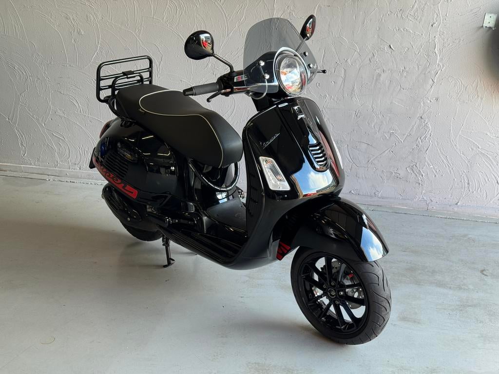 Vespa GTS 300 I.E. | 6171KM | Unieke staat |, Ophalen, Zo goed als nieuw, Benzine, Overige modellen