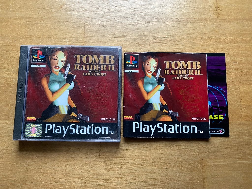 Tomb raider II ps1, Spelcomputers en Games, 1 speler, Racen en Vliegen, Ophalen of Verzenden, Zo goed als nieuw