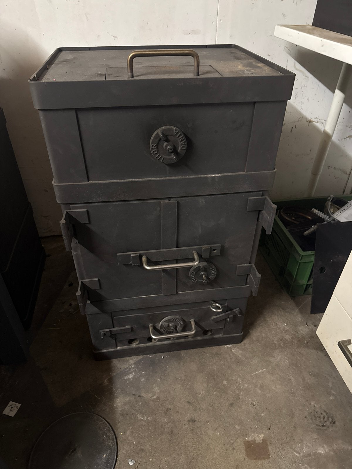 Robuuste houtkachel Thor Dania, Huis en Inrichting, Ophalen, Gebruikt, Overige brandstoffen, Vrijstaand