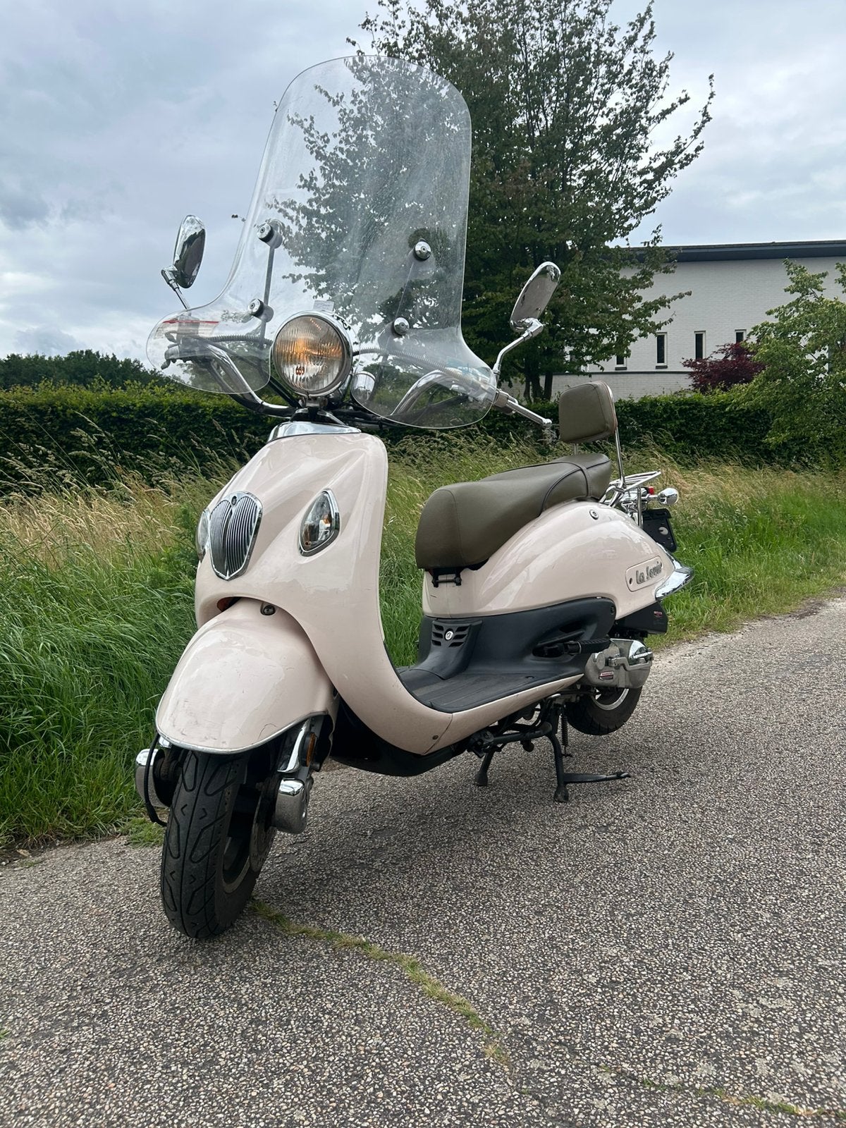 Nette retro scooter la souris | 2018 bouwjaar| grote beurt, Ophalen, 49 cc, Zo goed als nieuw, Benzine