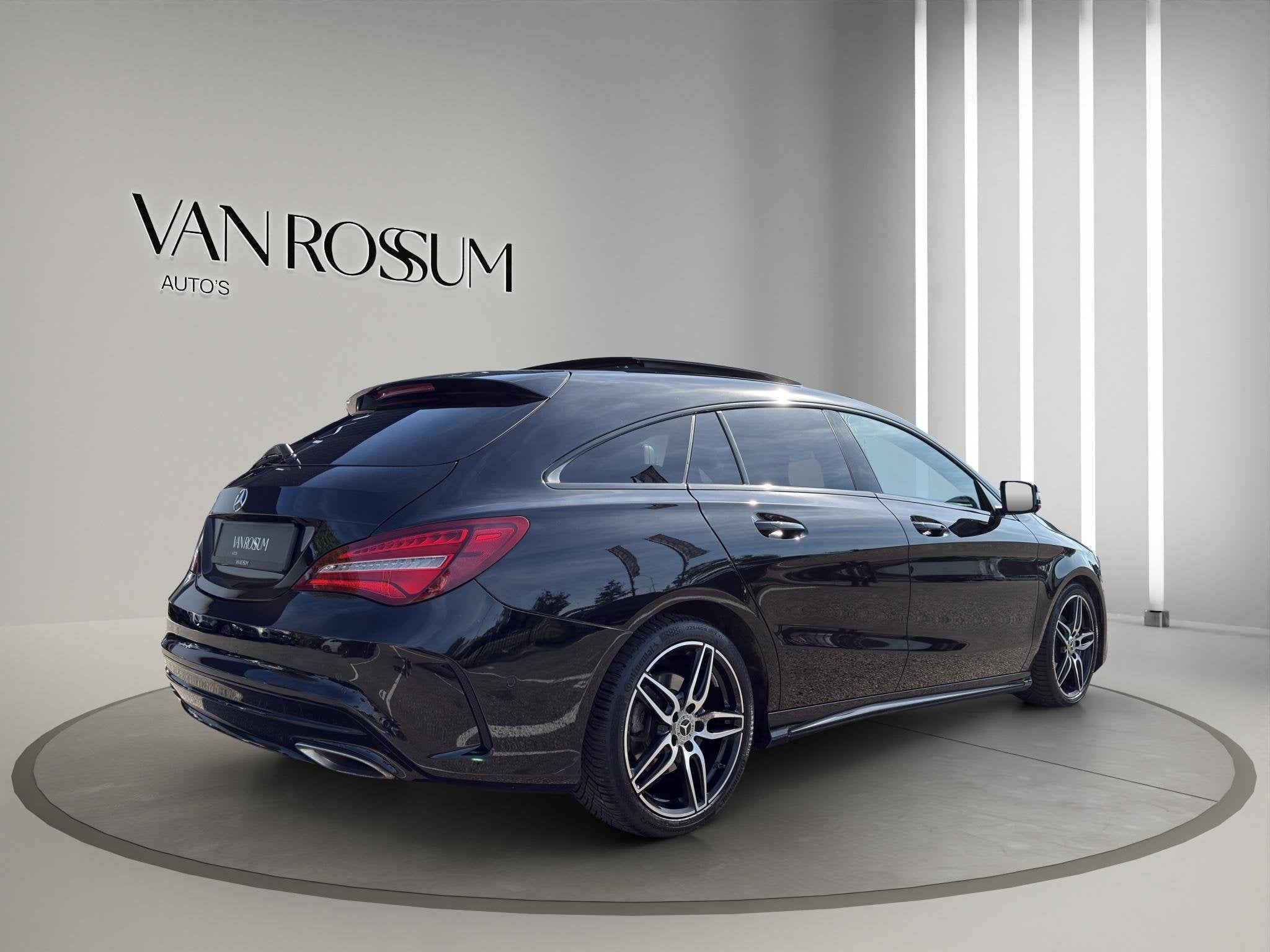 Mercedes-Benz CLA-klasse Shooting Brake 180 Business Solutio, Auto's, Mercedes-Benz, Gebruikt, 4 cilinders, Leder en Stof, 1595 cc
