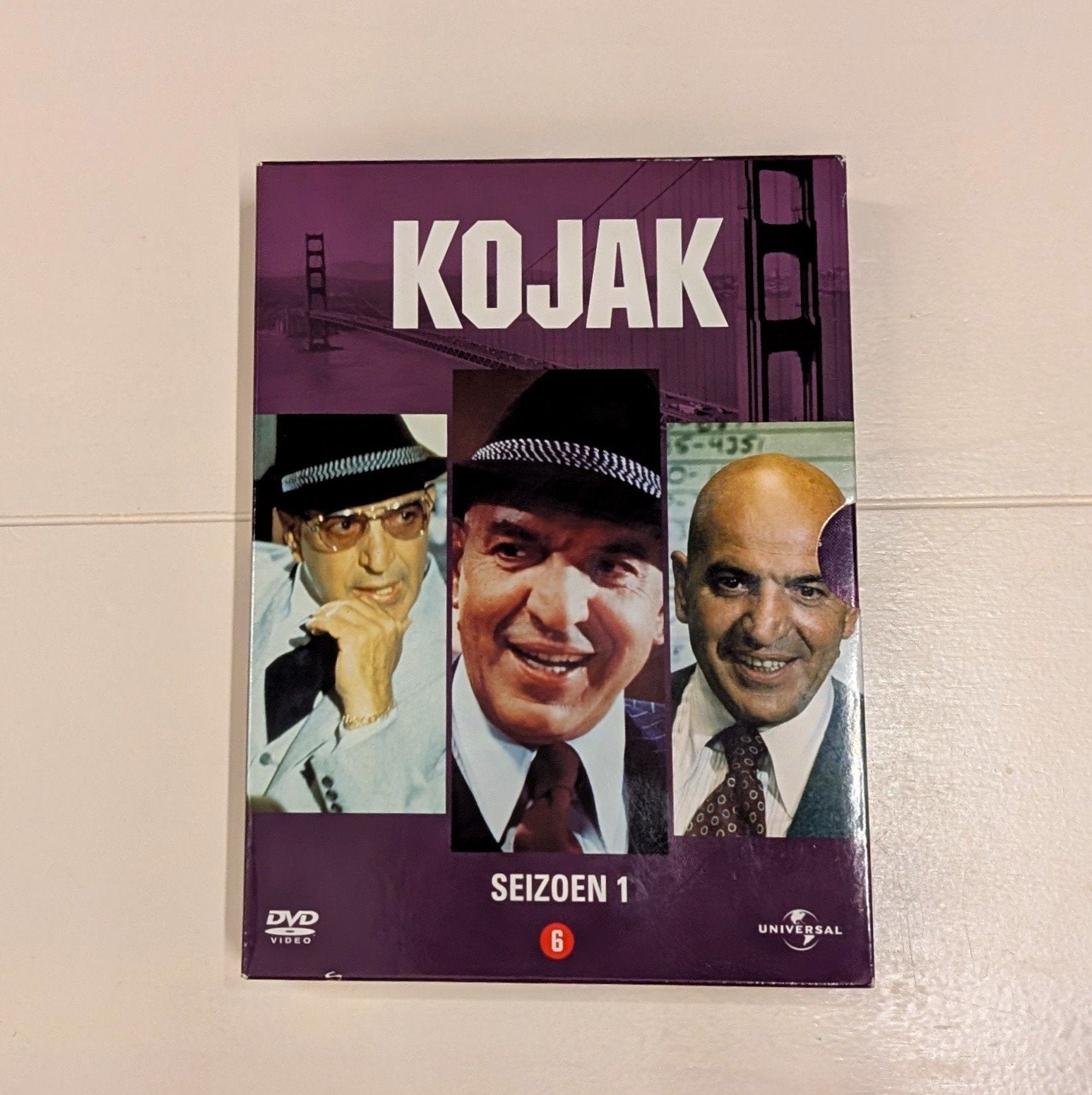 Kojak Seizoen 1 (1973) DVD Box 6 x DVD, Cd's en Dvd's, Dvd's | Tv en Series, Vanaf 12 jaar, Ophalen of Verzenden, Zo goed als nieuw