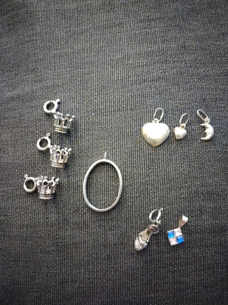 Zilveren hangers/bedels 10 euro per stuk, Ophalen of Verzenden, Zilver, Overige merken, Met strass