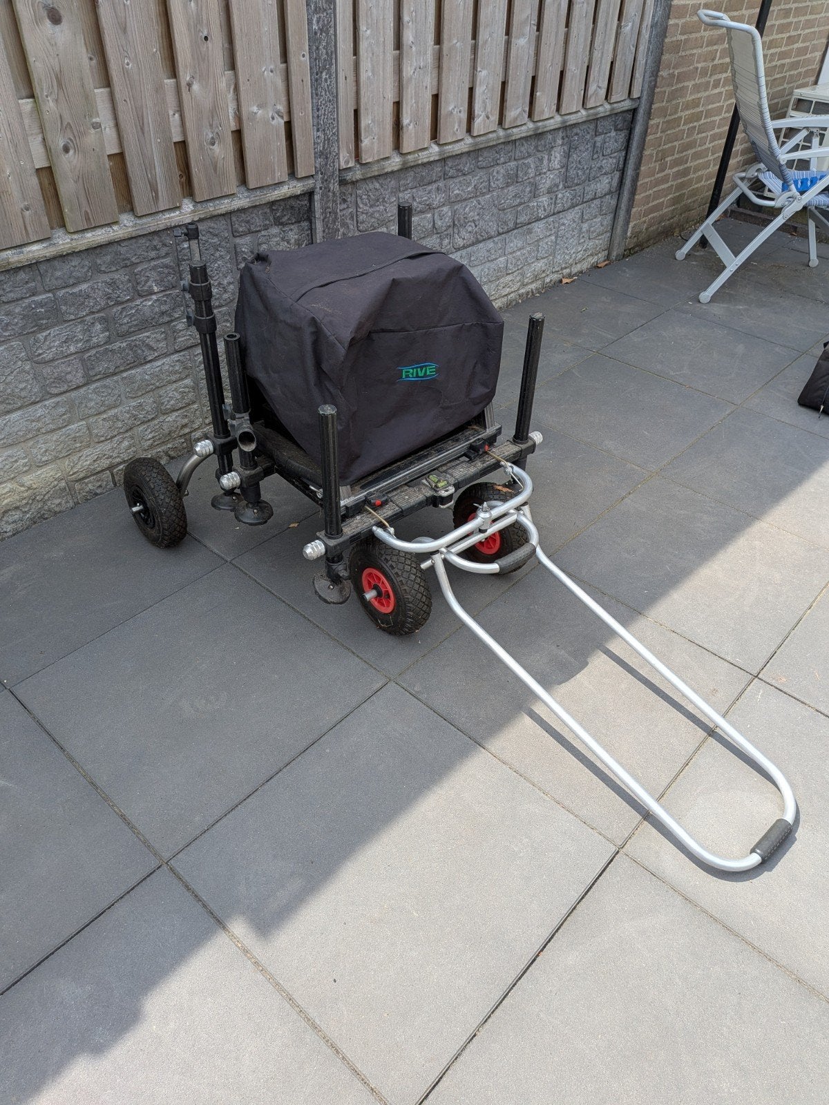 Rive kist d36 compleet met transport systeem, Watersport en Boten, Hengelsport | Witvissen, Ophalen, Gebruikt, Complete set