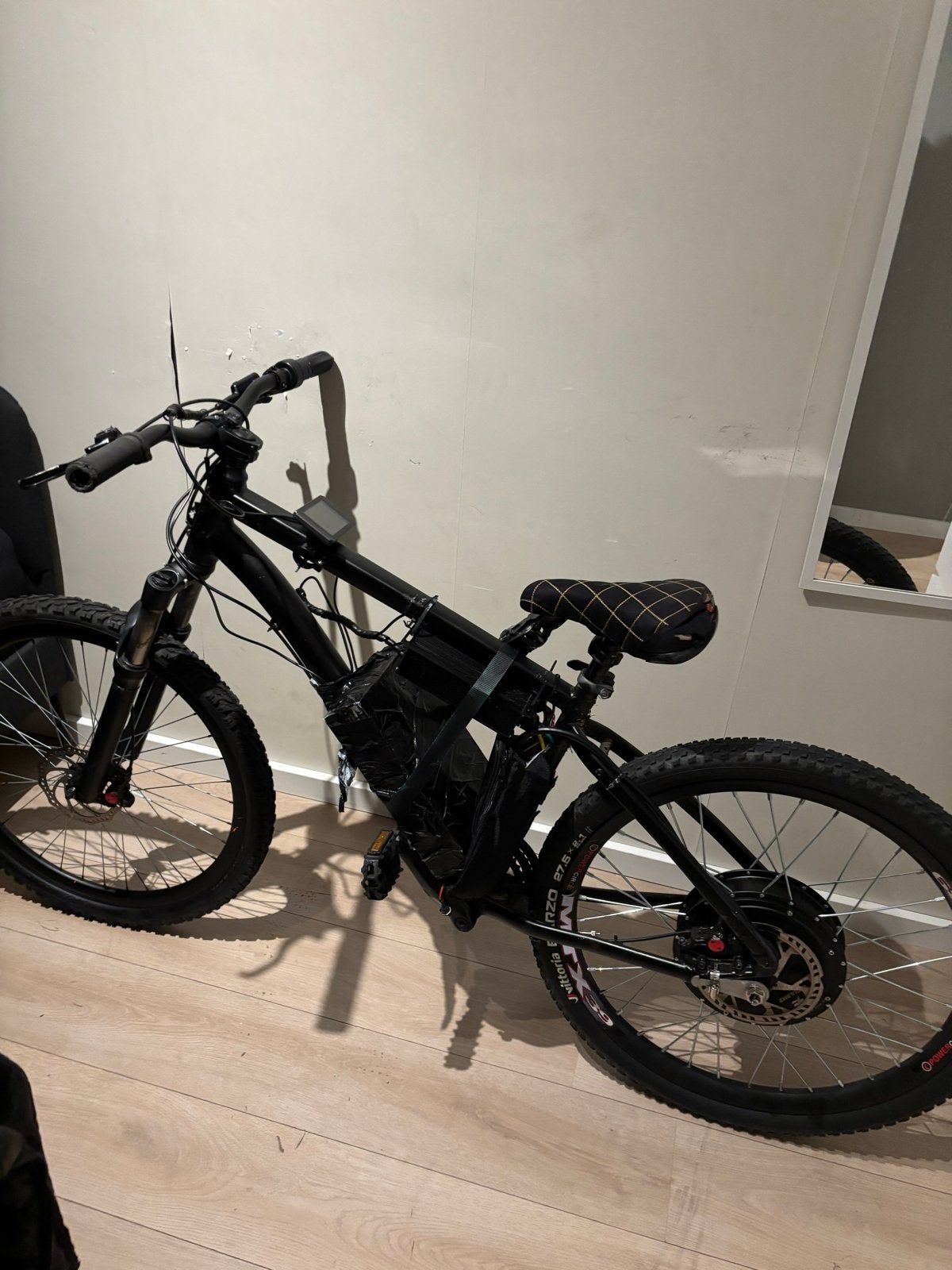 Snelle E-bike met 3KW motor en 60V accu - Trekt wheelies!, Minder dan 10 versnellingen, Vering, Nieuw, Overige maten