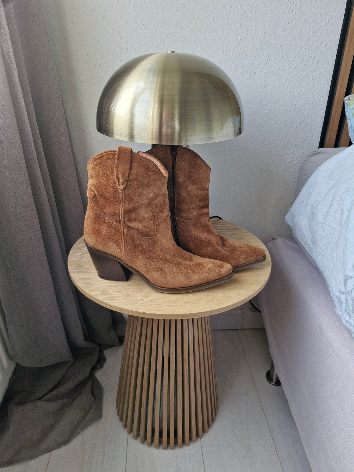 Via van suede laarsjes maat 42, Via Vai, Bruin, Lage of Enkellaarzen, Nieuw