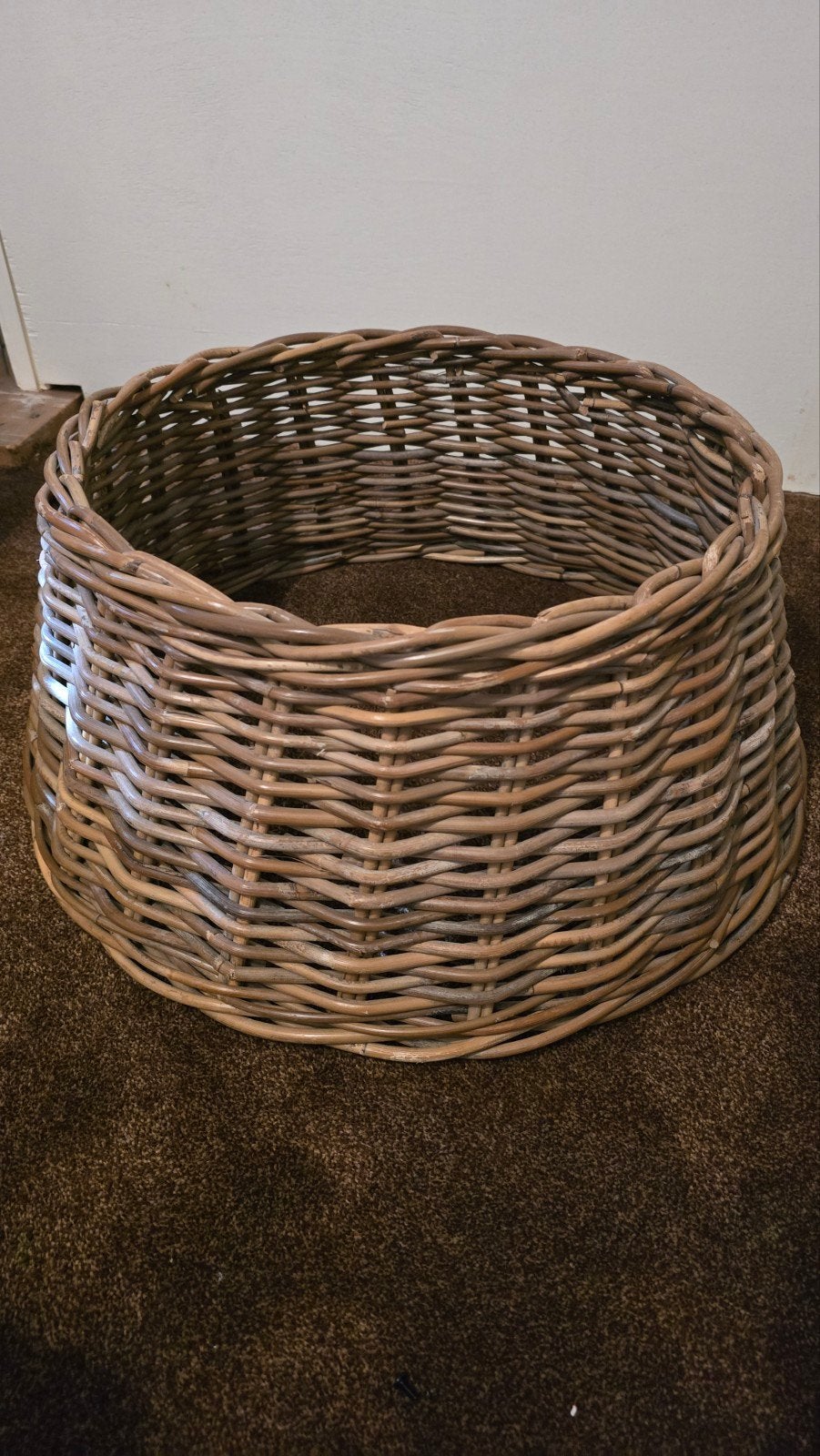 Gratis Rotan mand voor kerstboom, Ophalen, Gebruikt, Landelijk, Natuurlijk materiaal