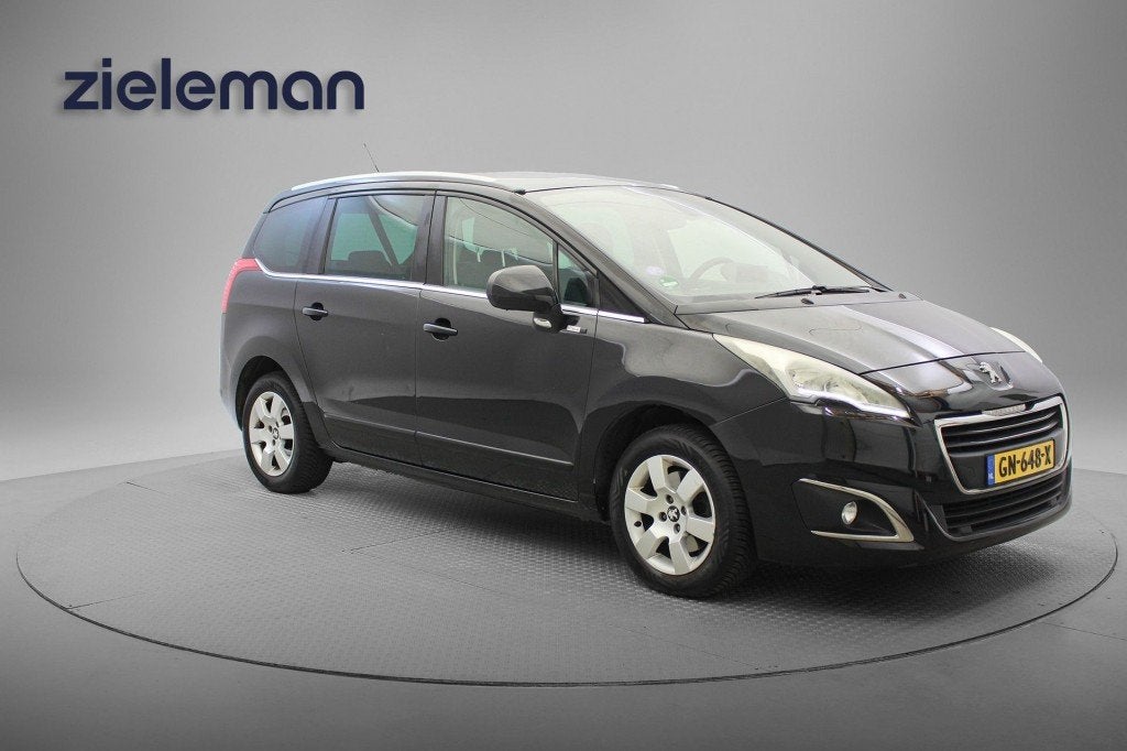 Peugeot 5008 1.2 PureTech Style 7 persoons - Panorama, Navi,, Auto's, Peugeot, Gebruikt, 1199 cc, Met garantie (alle), 7 stoelen