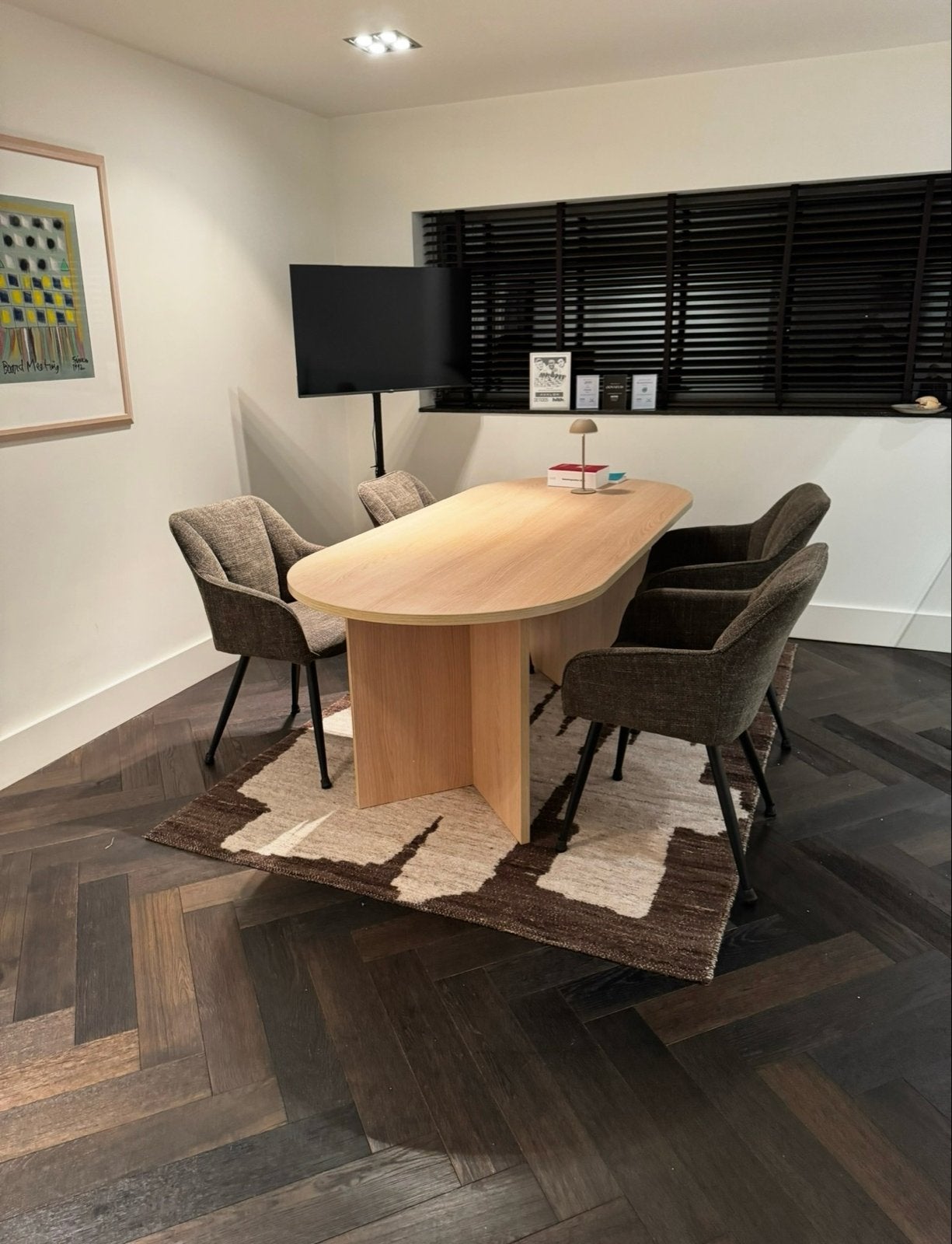 MOET WEG Stijlvolle ovale eettafel/vergadertafel, Huis en Inrichting, Ophalen, Eikenhout, 50 tot 100 cm, Zo goed als nieuw