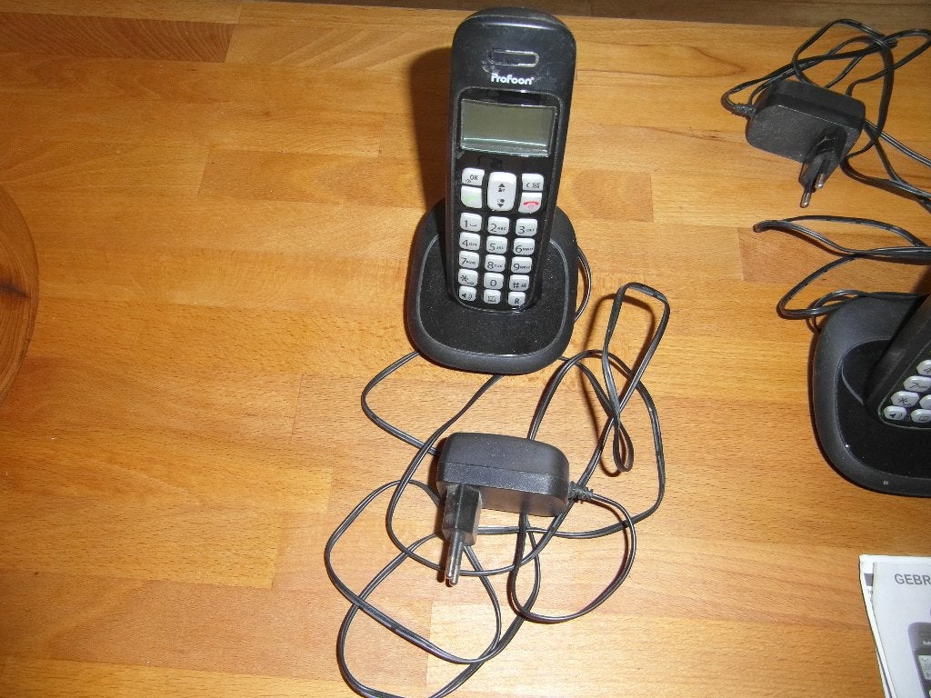 Telefoon (Profoon) met 3 handsets, Ophalen of Verzenden, Gebruikt, 3 handsets
