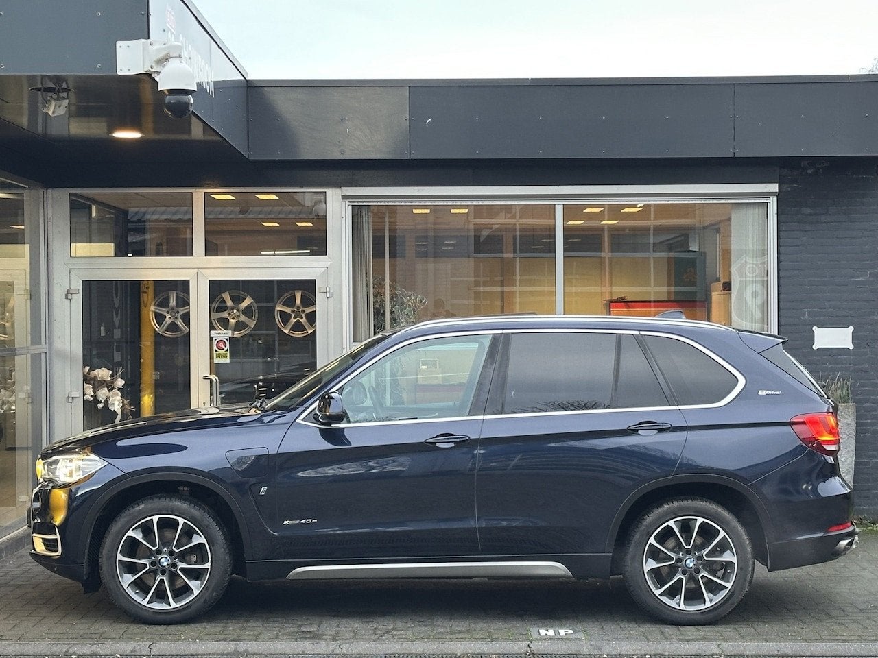 BMW X5 xDrive40e iPerformance M Sport Edition LUCHTVERING/ C, Auto's, Gebruikt, 4 cilinders, Blauw, Bedrijf