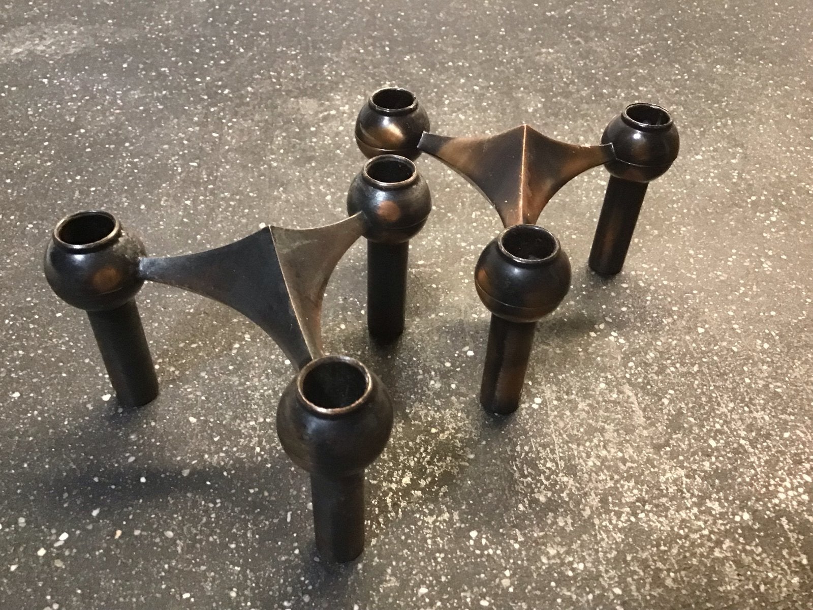 Twee Stoff Nagel kandelaars Deens design., Antiek en Kunst, Ophalen of Verzenden, Overige materialen