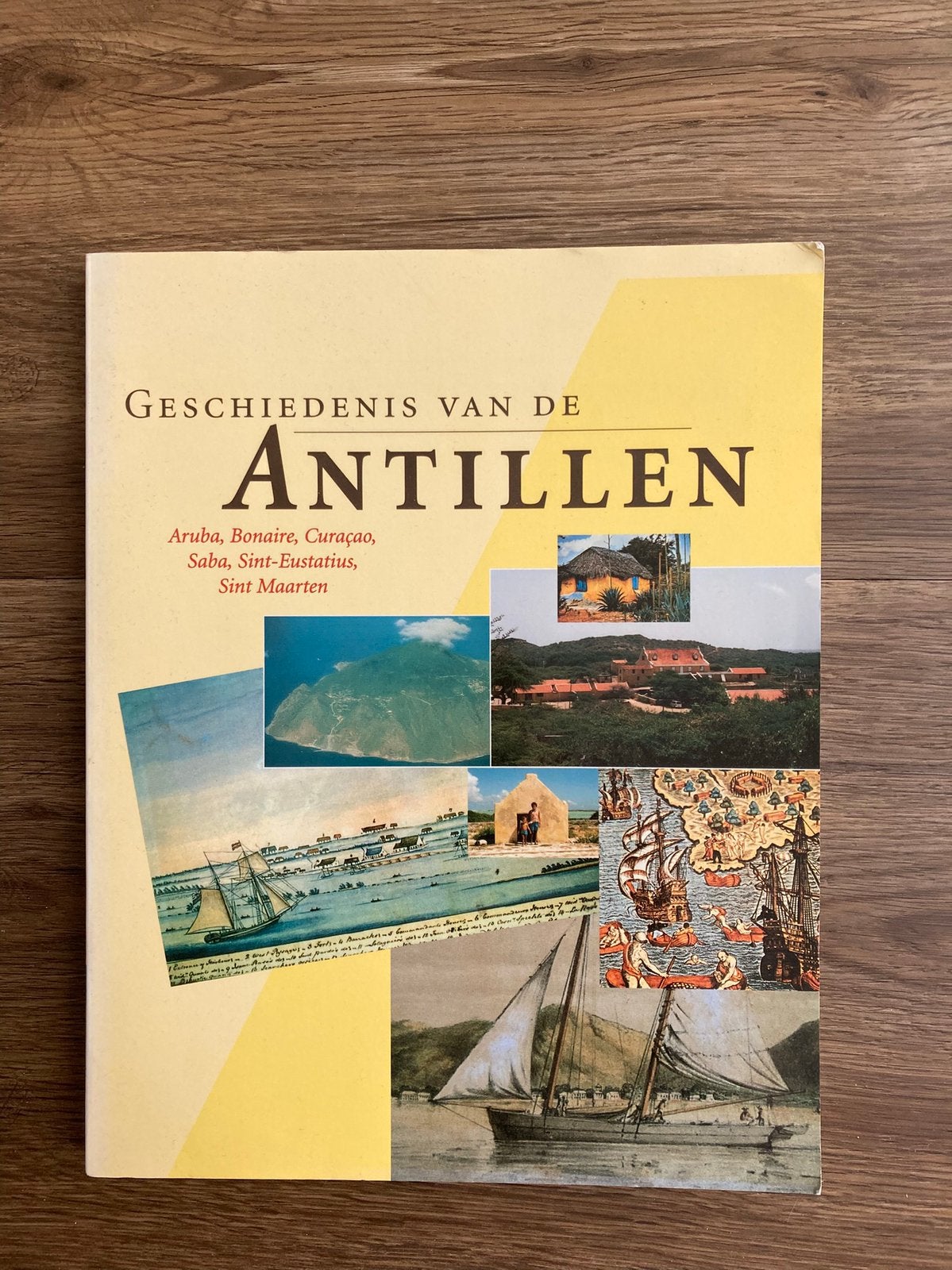 Geschiedenis van de Antillen, Boeken, Ophalen of Verzenden, Zo goed als nieuw