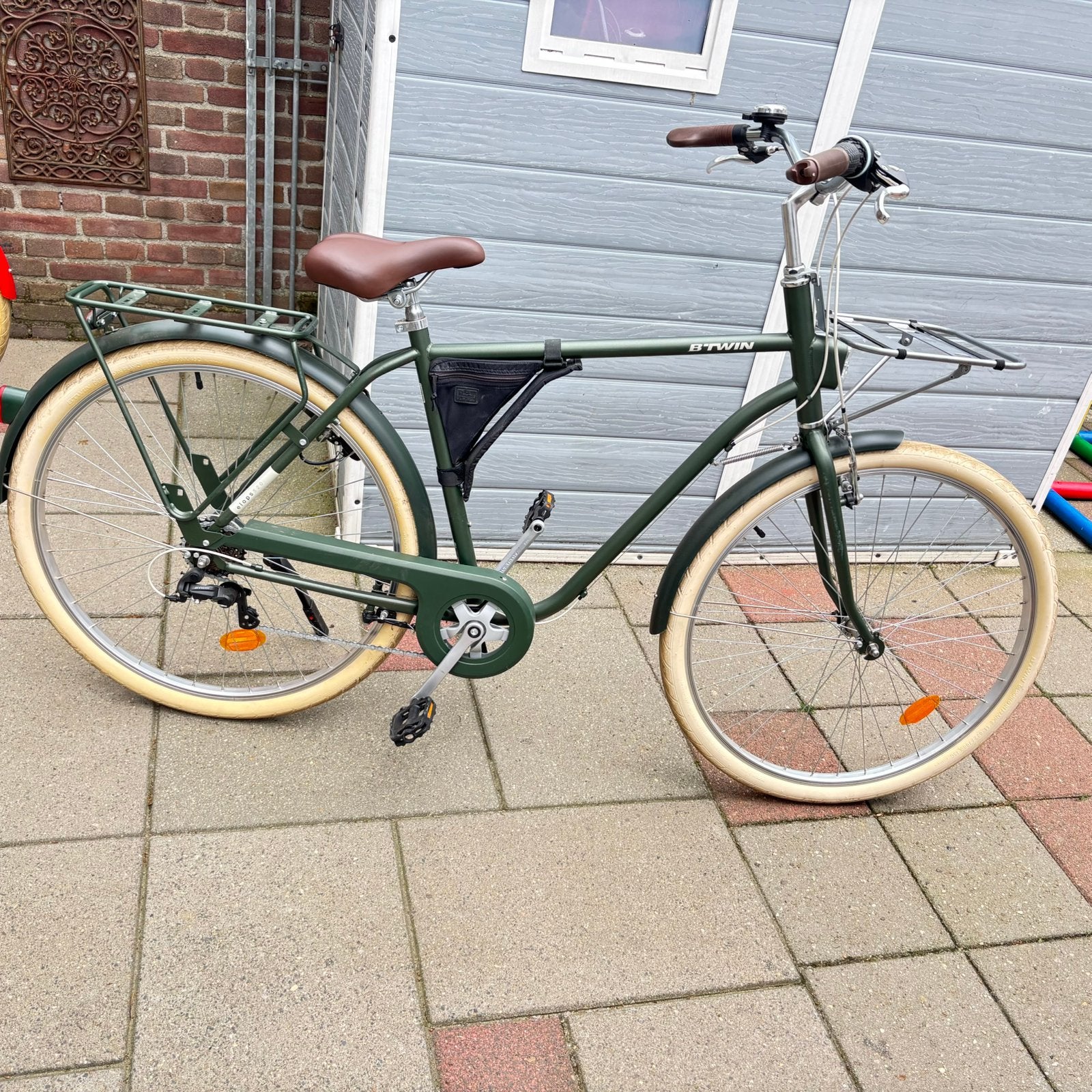 Herenfiets b twin 28 inch elops 520, Ophalen, Zo goed als nieuw, Overige merken