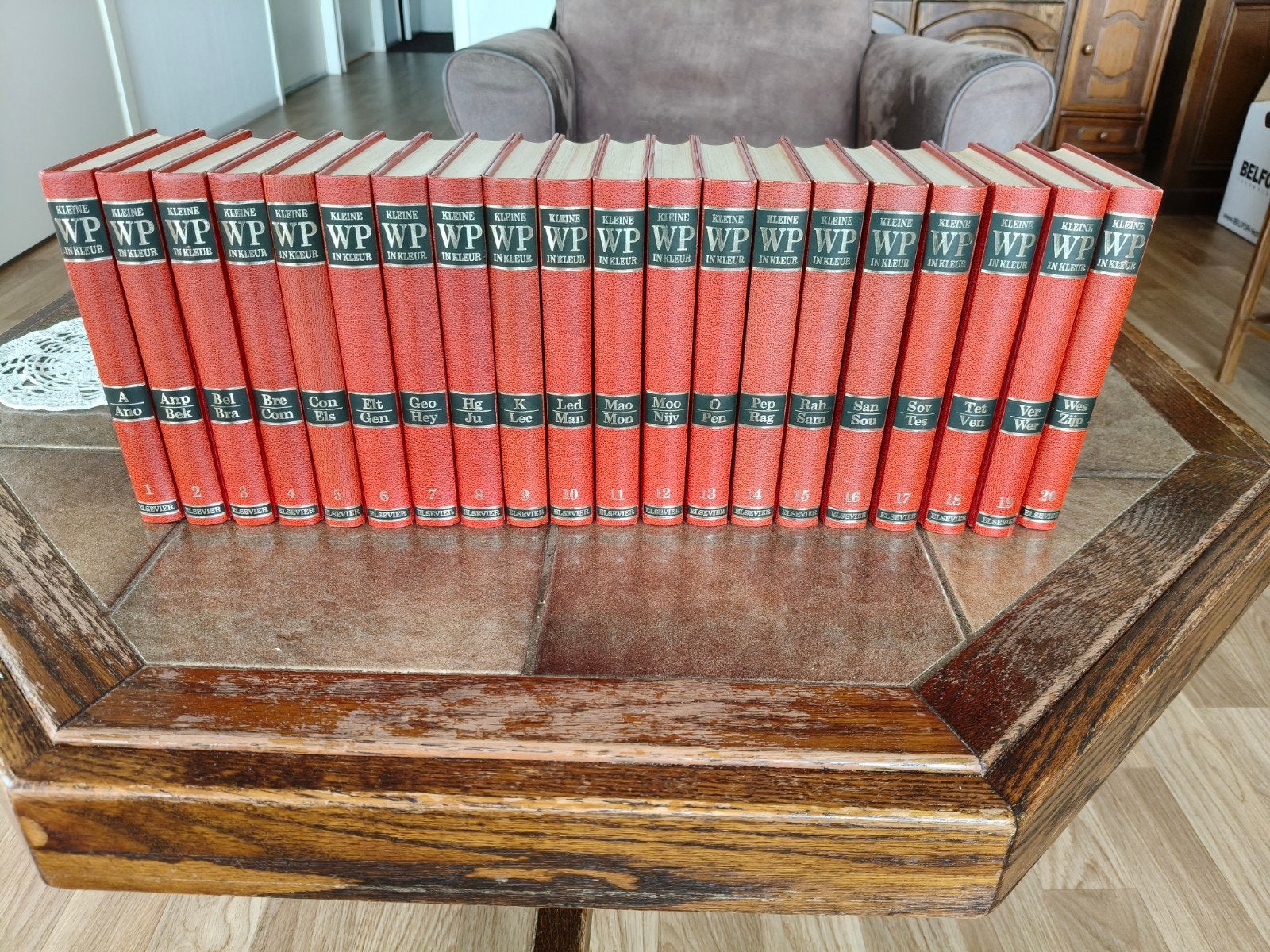 Kleine Winkler Prins in Kleur - Complete Serie (20 delen), Gelezen, Complete serie, Winkler Prins Redactie, Ophalen of Verzenden