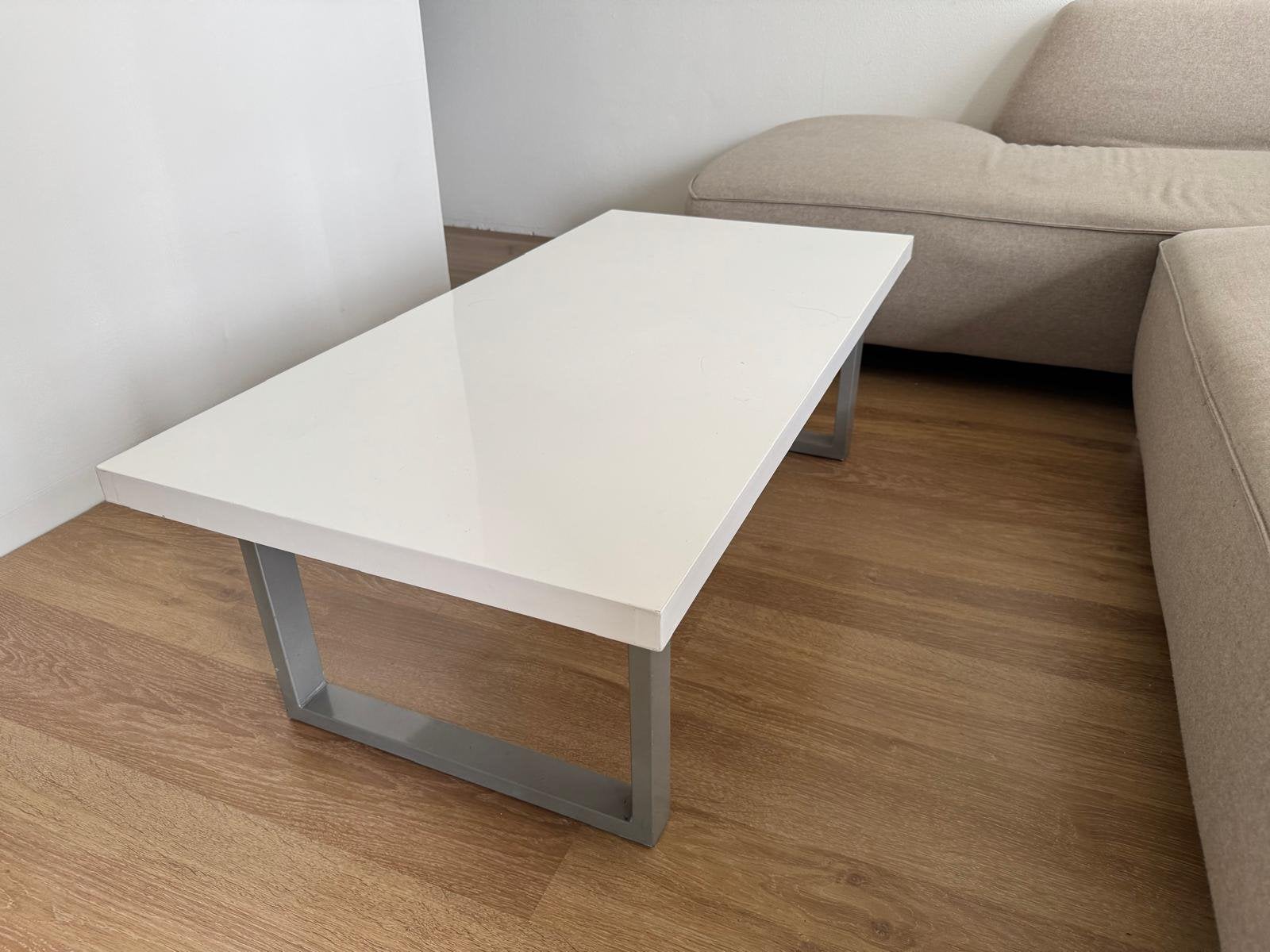 Witte salontafel Ikea, Huis en Inrichting, Tafels | Salontafels, Ophalen, Gebruikt, 100 tot 150 cm, 50 tot 100 cm