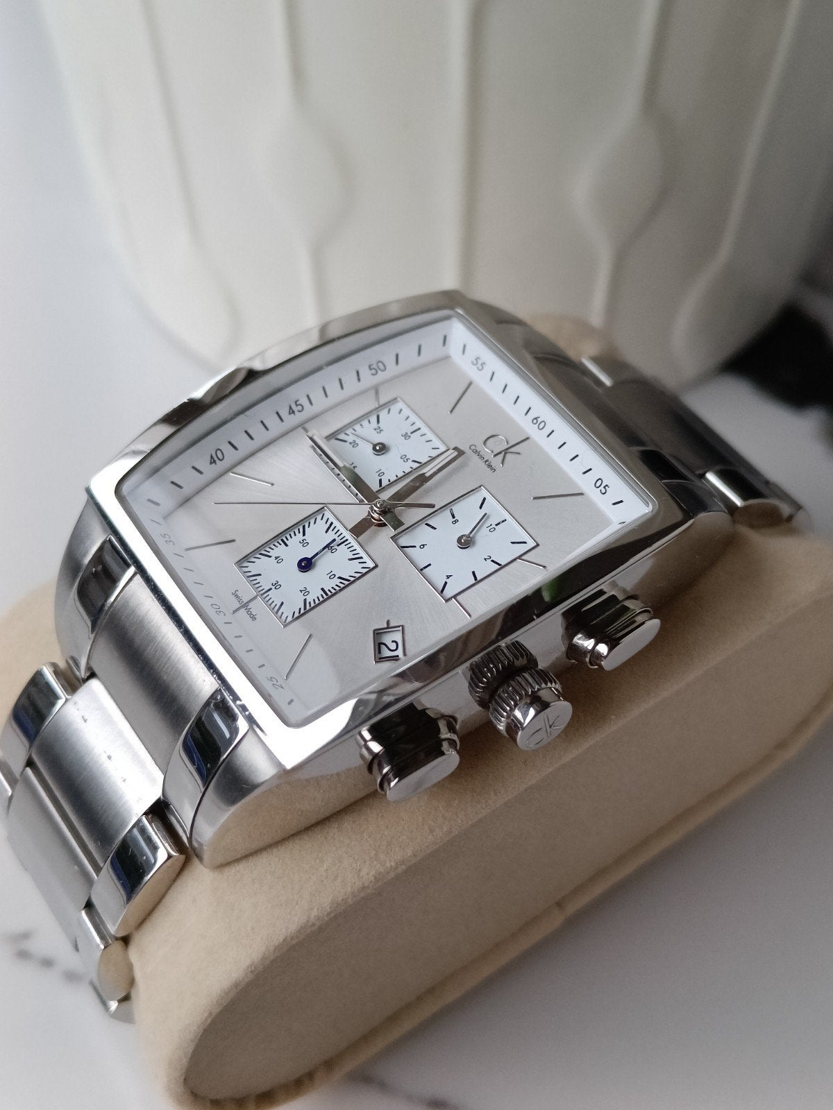 Calvin Klein Bold Square Swiss Made
Swiss Made, Ophalen of Verzenden, Zo goed als nieuw, Jongen of Meisje