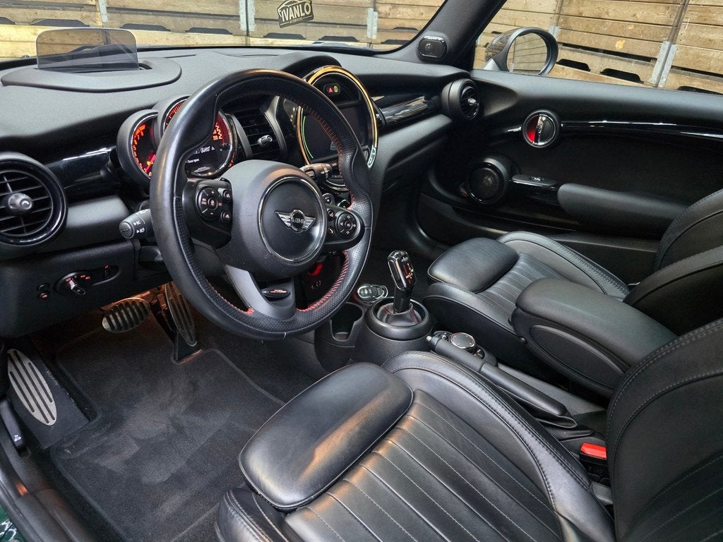 Mini Mini 2.0 John Cooper Works Chili Pano Leder LED HUD 18", 1998 cc, Gebruikt, 4 cilinders, 4 stoelen