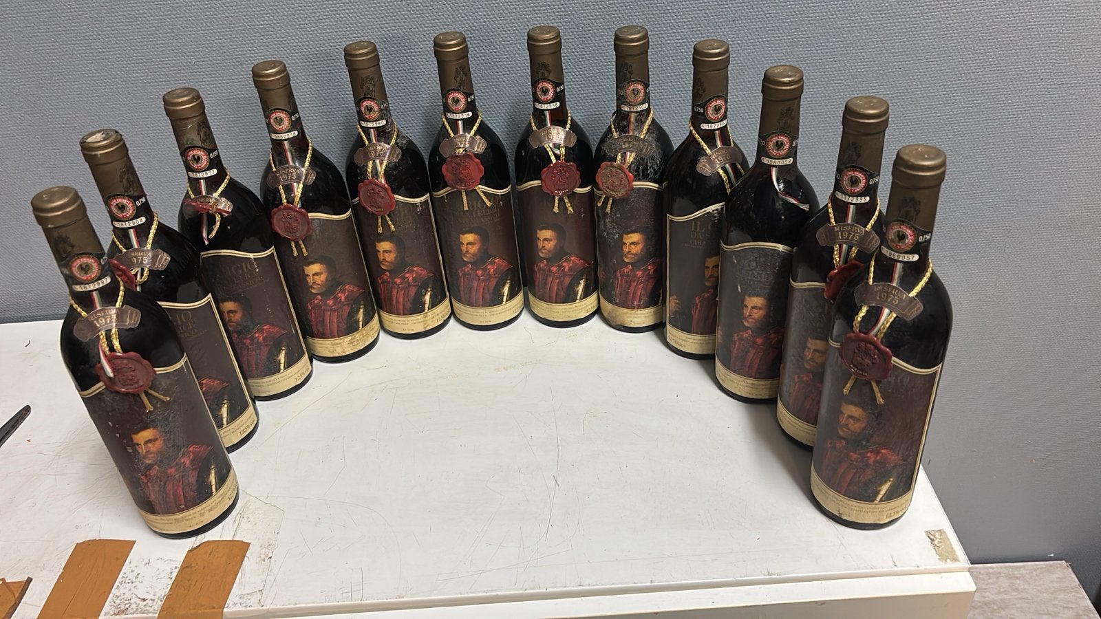 12 flessen Chianti Classico Riserva 1975 - Vintage Rode Wijn, Ophalen, Gebruikt, Italië, Rode wijn