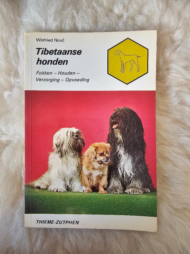 Winfried Nouĉ - Tibetaanse honden. Fokken-houden-verzorging, Ophalen of Verzenden, Zo goed als nieuw, Honden