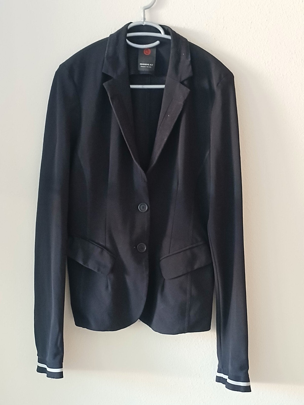 Penn&Ink Colbertje Travelstof, Kleding | Dames, Maat 38/40 (M), Zwart, Ophalen of Verzenden, Zo goed als nieuw