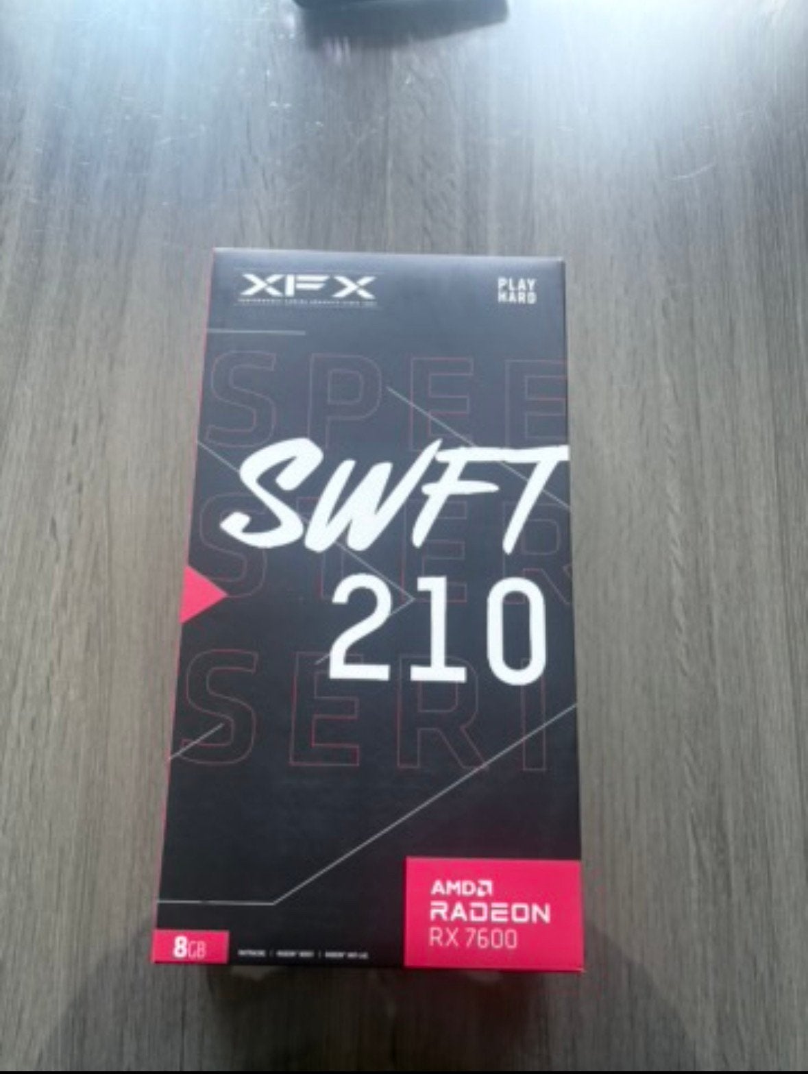 XFX Speedster SWFT 210 AMD Radeon RX 7600 8GB – Videokaart, Computers en Software, AMD, GDDR6, PCI-Express 4, Nieuw