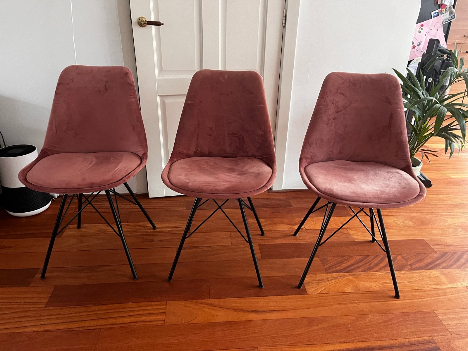Set van 3 roze fluwelen eetkamerstoelen, Huis en Inrichting, Stoelen, Ophalen, Gebruikt, Overige kleuren, Drie