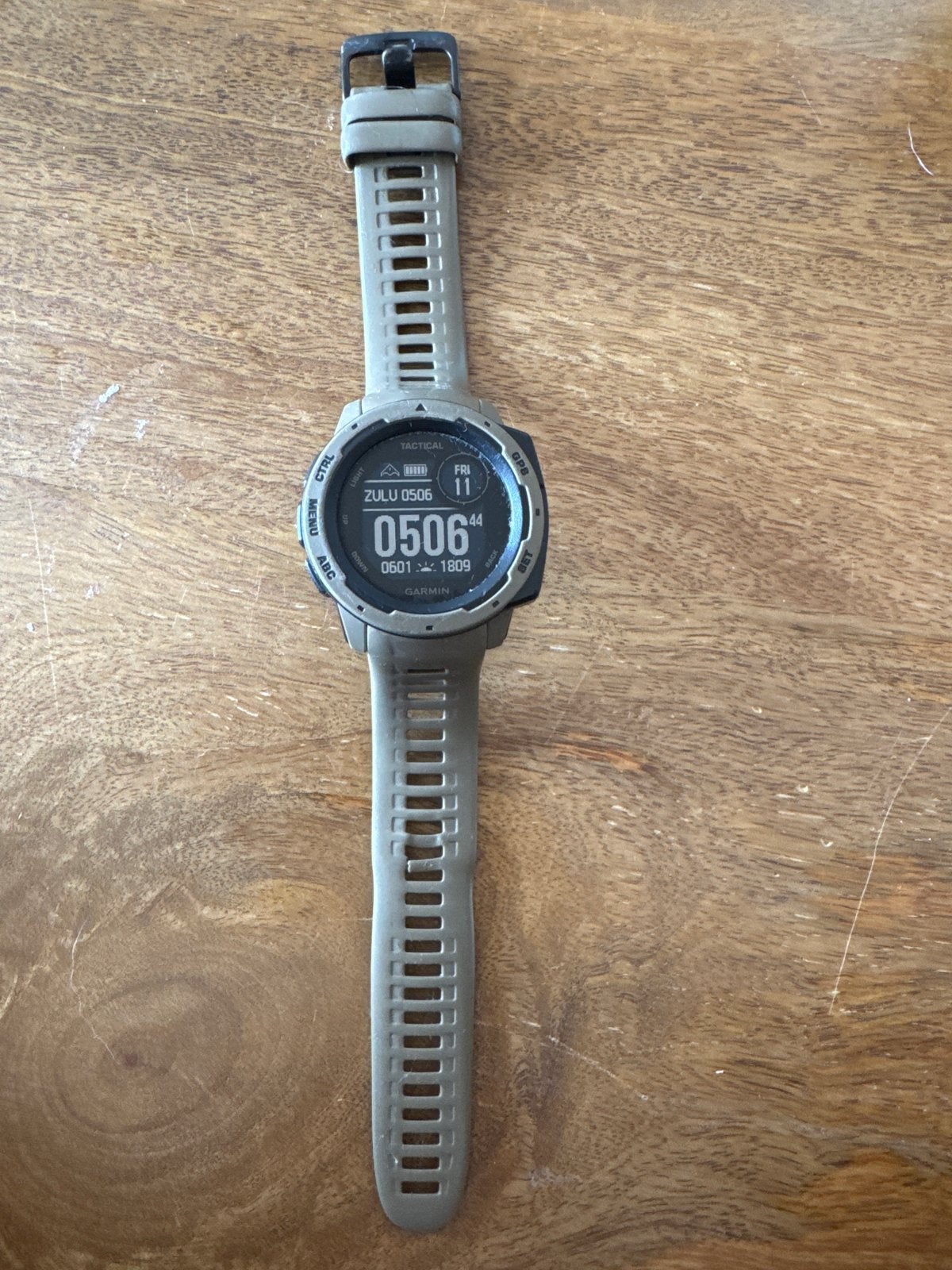 Garmin Instinct Tactical Edition Smartwatch, Sieraden, Tassen en Uiterlijk, Sporthorloges, Ophalen, Waterdicht, Hoogte, Gebruikt