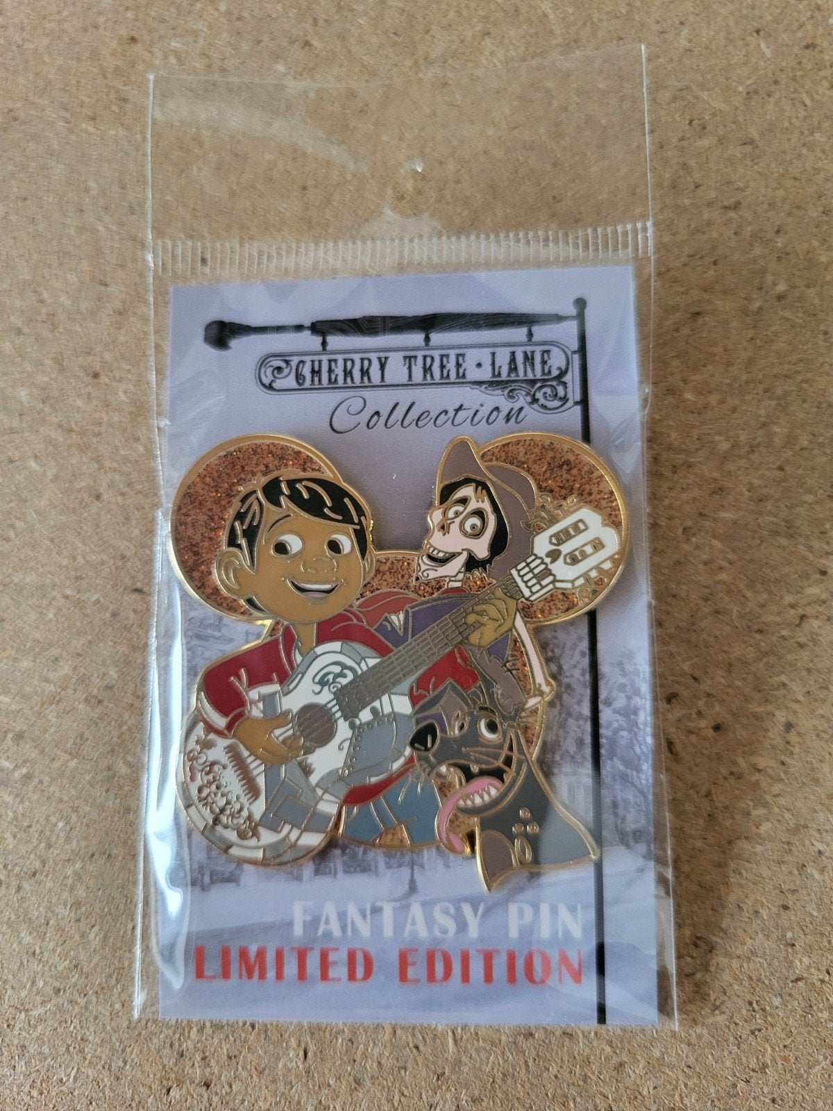 Disney Coco Fantasy Pin Limited Edition Miguel Hector Dante, Verzamelen, Disney, Ophalen of Verzenden, Overige figuren, Nieuw