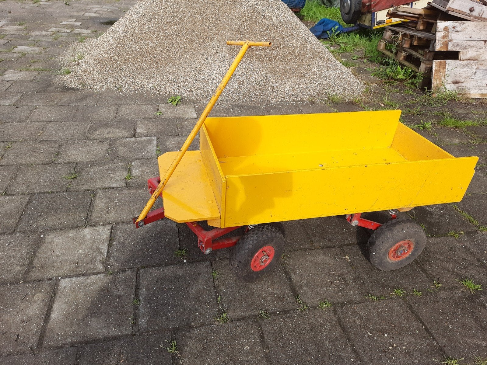 Aanhanger/kranten-/tuin kar., Ophalen, Zo goed als nieuw
