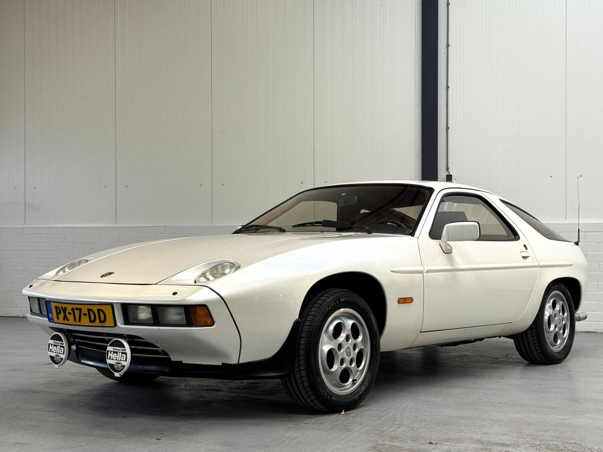Porsche 928 4.5 Coupé Handgeschakeld, Auto's, Achterwielaandrijving, Gebruikt, 8 cilinders, 4 stoelen