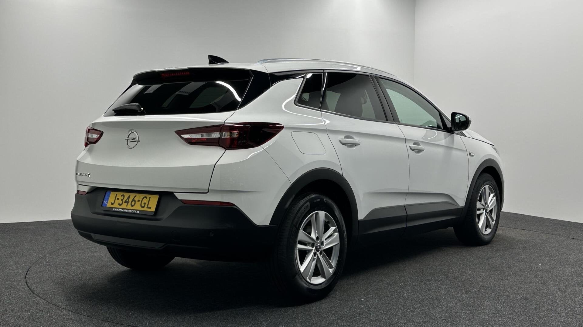Opel Grandland X 1.2 Turbo Business Edition AUTOMAAT CARPLAY, Auto's, Stof, Gebruikt, 1199 cc, Met garantie (alle)