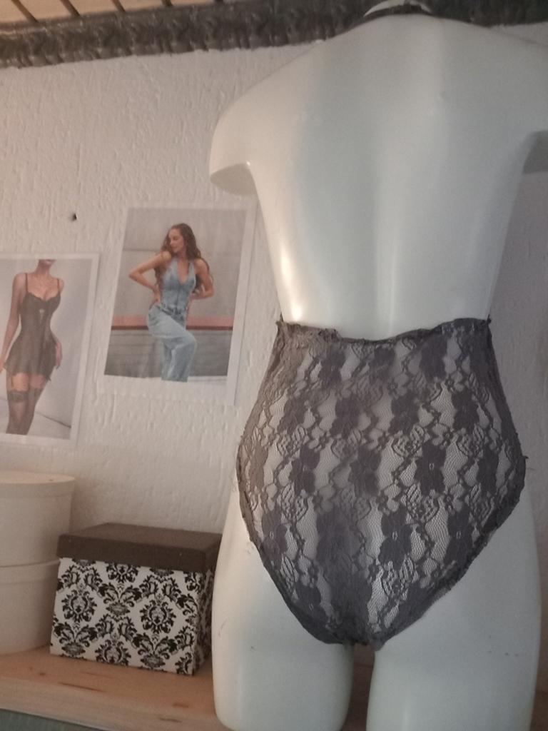 Sexy Kanten Body met Lange Kousen, Ophalen of Verzenden, Grijs, Body of Korset