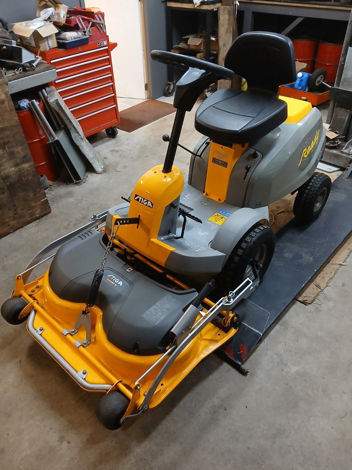 Stiga Ready HST, Tuin en Terras, Zitmaaiers, Gebruikt, Minder dan 90 cm, Elektrische starter, Mulchfunctie, Ophalen of Verzenden