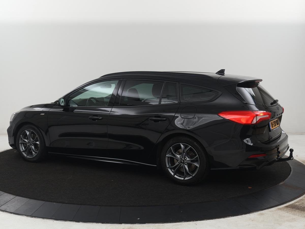 Ford Focus Wagon 1.5 EcoBoost ST Line Business | Bang & Oluf, Stof, Euro 6, 700 kg, Zwart