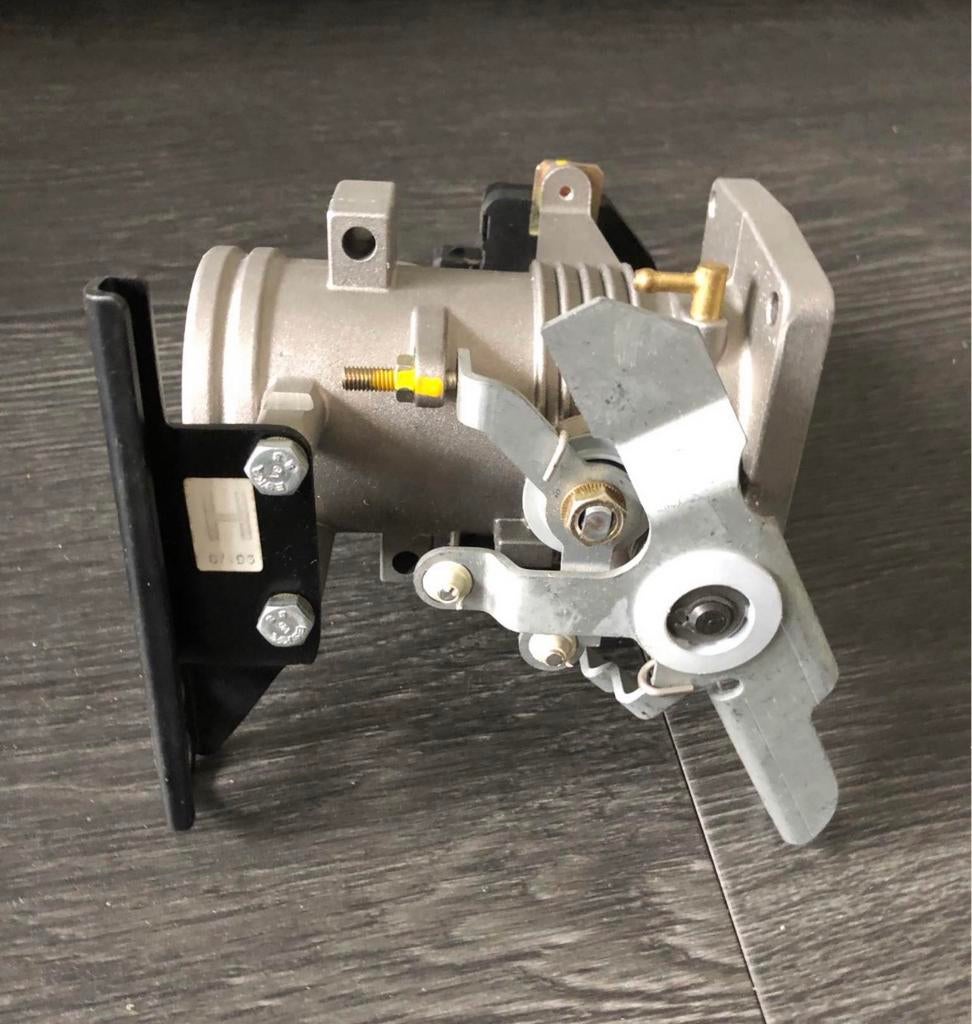 Gasklephuis BMW oa 316i E30(Nieuw), Ophalen of Verzenden, Nieuw, BMW