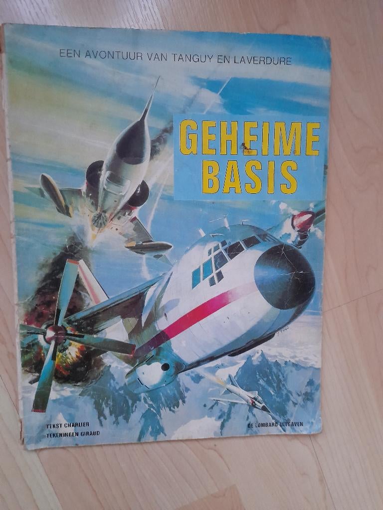 STRIPBOEK GEHEIME BASIS Charlier Een avontuur van Tanguy en, Eén stripboek, Ophalen of Verzenden, Gelezen