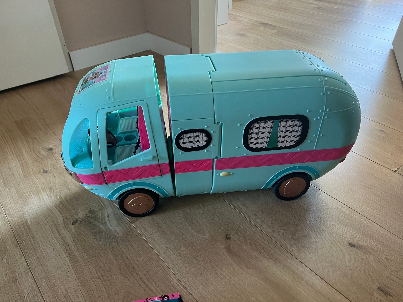 LOL camper, Ophalen, Zo goed als nieuw