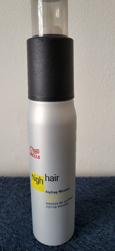 WELLA high hair styling mousse extra strong control 300ml, Verzenden, Nieuw, Gel, Wax, Haarlak of Mousse
