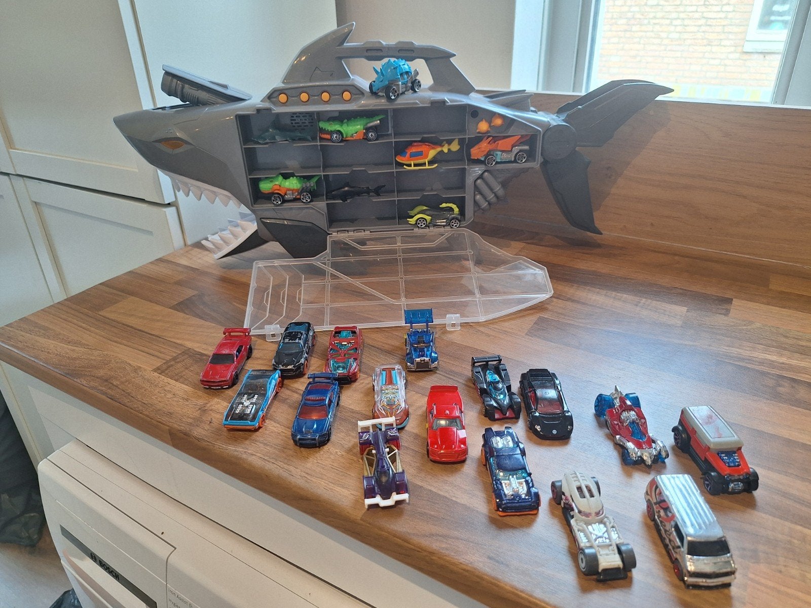 Teamsterz Shark Transporter met geluid, licht en pijlen, Kinderen en Baby's, Ophalen, Zo goed als nieuw