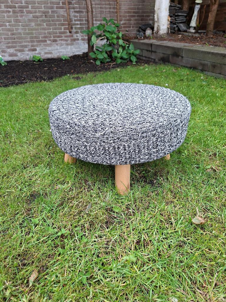 Tafeltje, Huis en Inrichting, Tafels | Bijzettafels, Minder dan 55 cm, Gebruikt, Klassiek, Rond