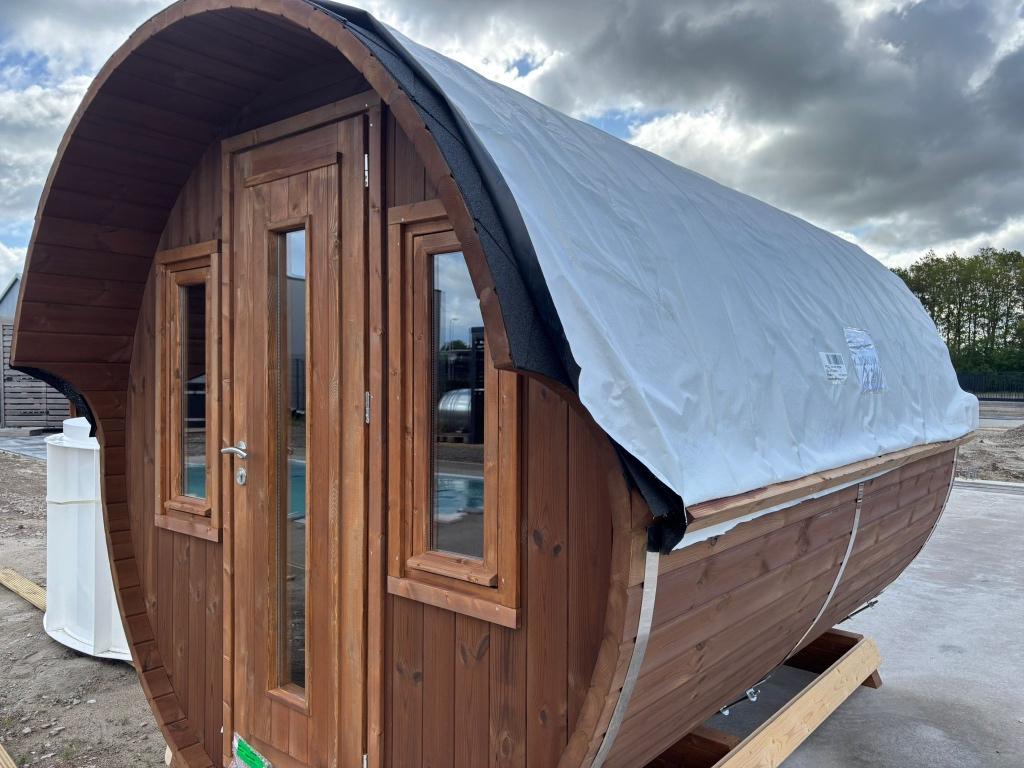Camping Barrel 330 cm I 2 persoonsbed I Luxe variant, Ophalen, 200 tot 400 cm, 8431 NA, buurstede 17, 3 ramen of meer