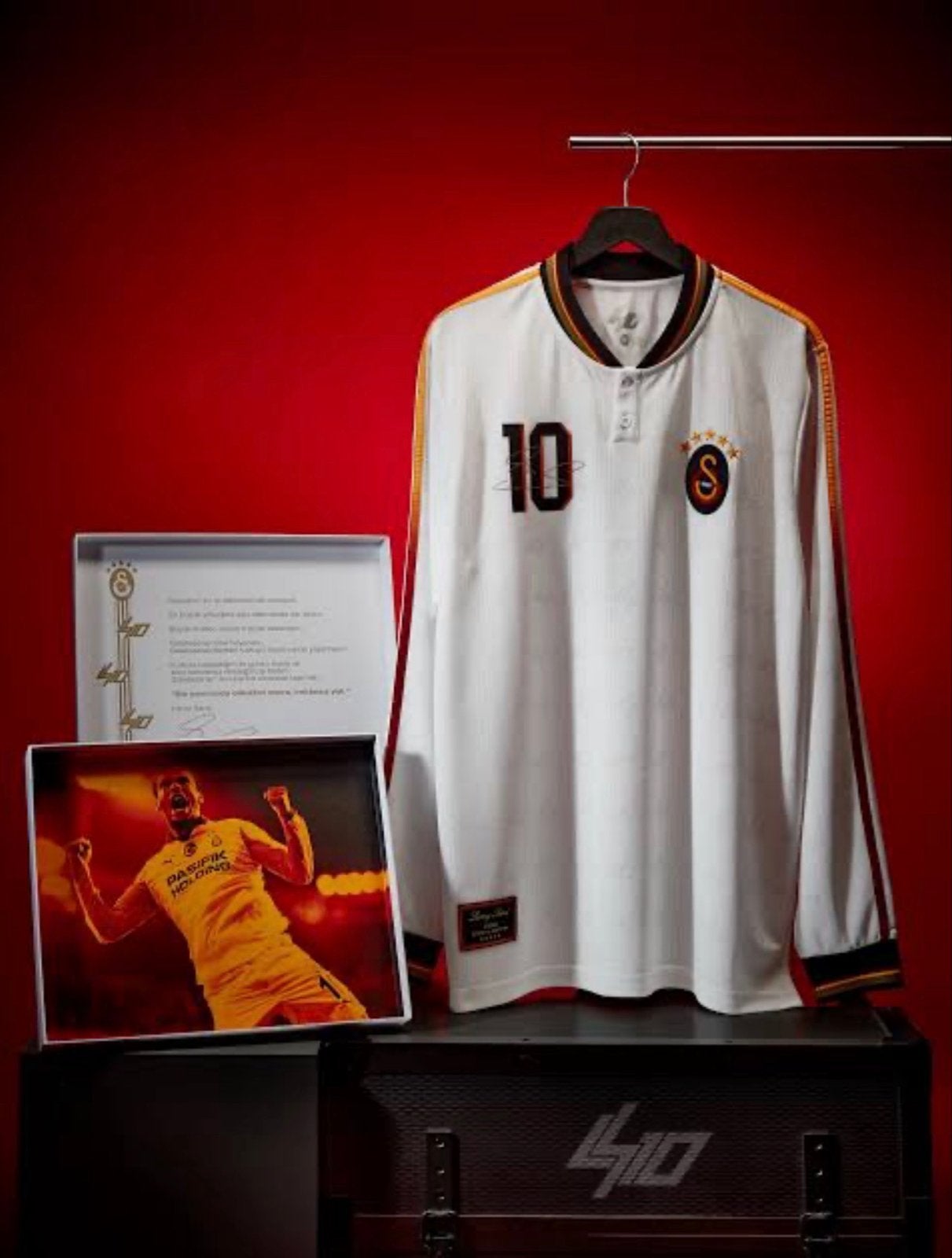 Gesigneerd Galatasaray Thuisshirt - Jubileumeditie, Ophalen, Wit, Nieuw, Overige maten