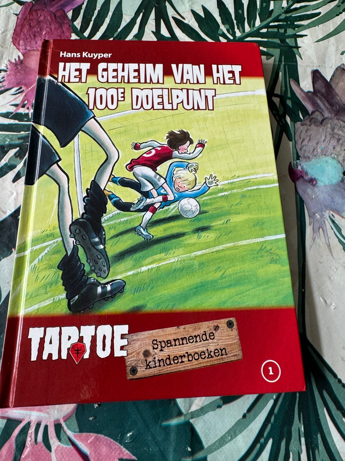 Het Geheim van het 100e Doelpunt - Hans Kuyper, Boeken, Ophalen of Verzenden, Zo goed als nieuw, Fictie