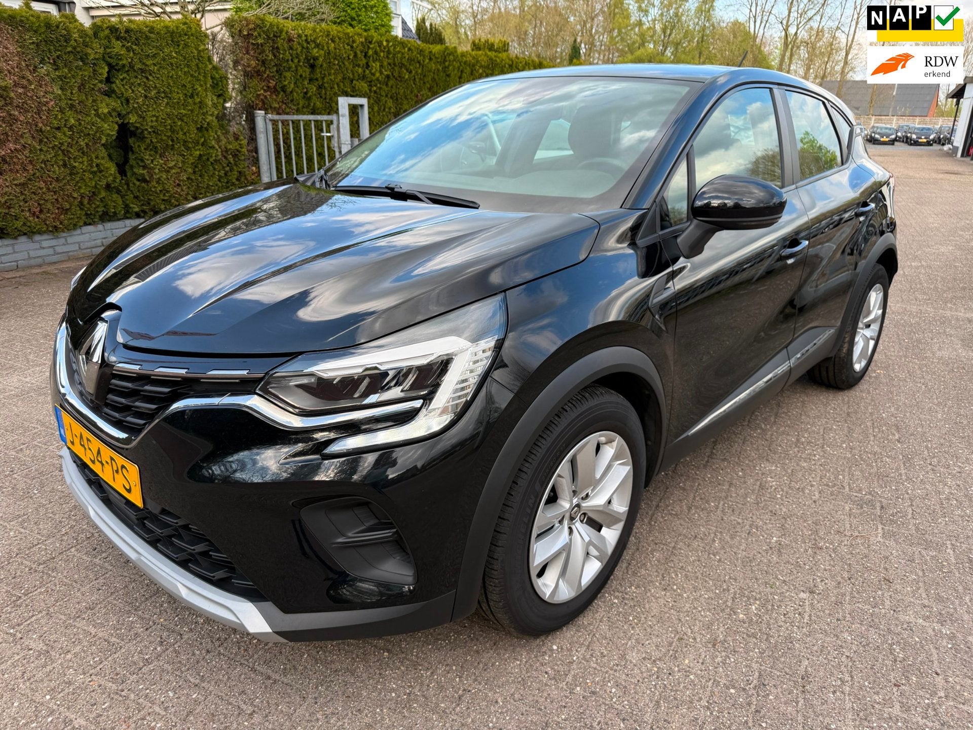 Renault Captur 1.0 TCe 100 Bi-Fuel Zen LPG € 1,10 L ! AC N, Auto's, Voorwielaandrijving, Dealer onderhouden, Gebruikt, Euro 6