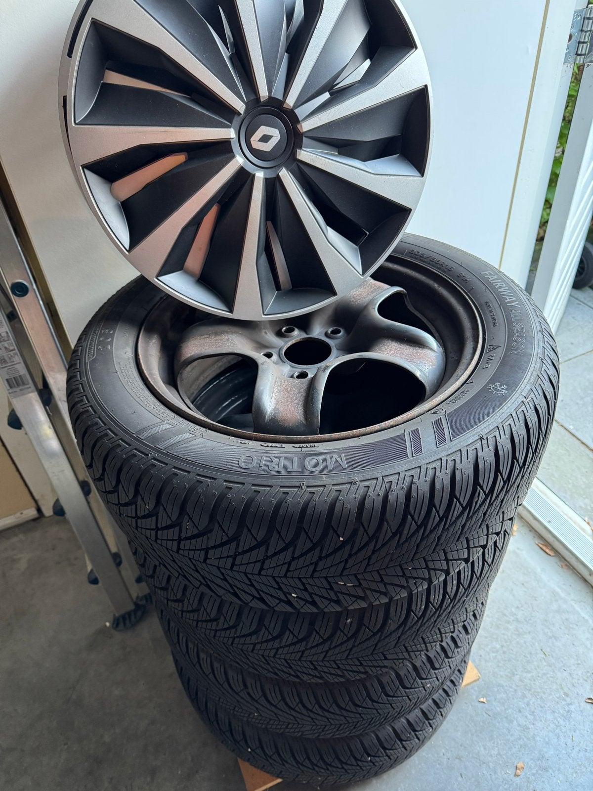 All Season banden op stalen velgen voor Renault Megane IV, Ophalen, Gebruikt